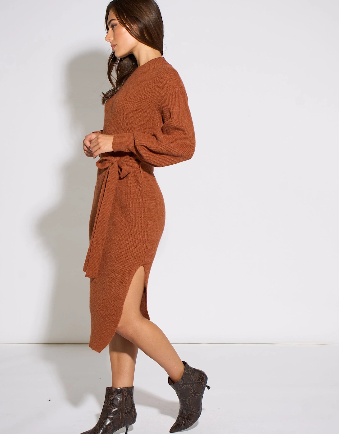 Tan Belted Knitted Long Sleeve Dress