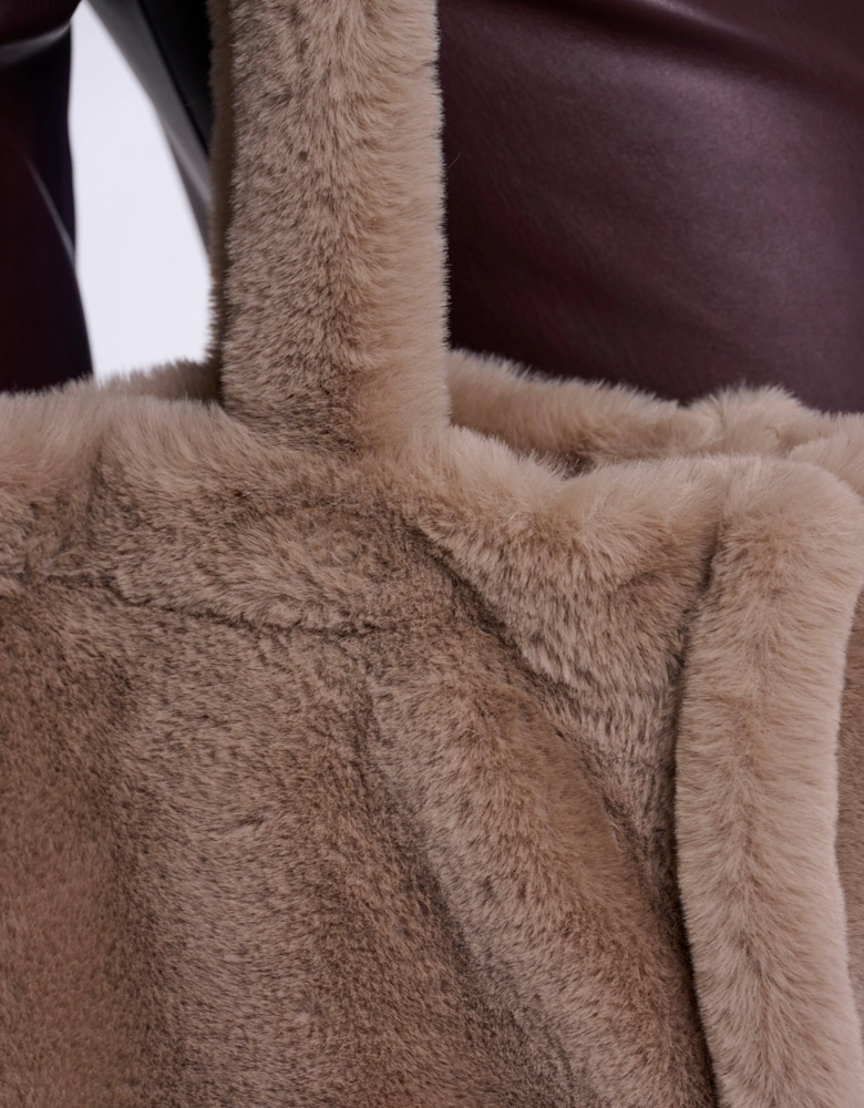 Rino & Pelle Daan Womens Big Faux Fur Shopper - Mocha Latte