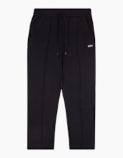 Black 001