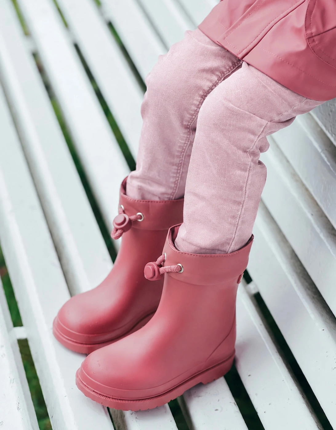 Girls Deep Pink Rain Boots