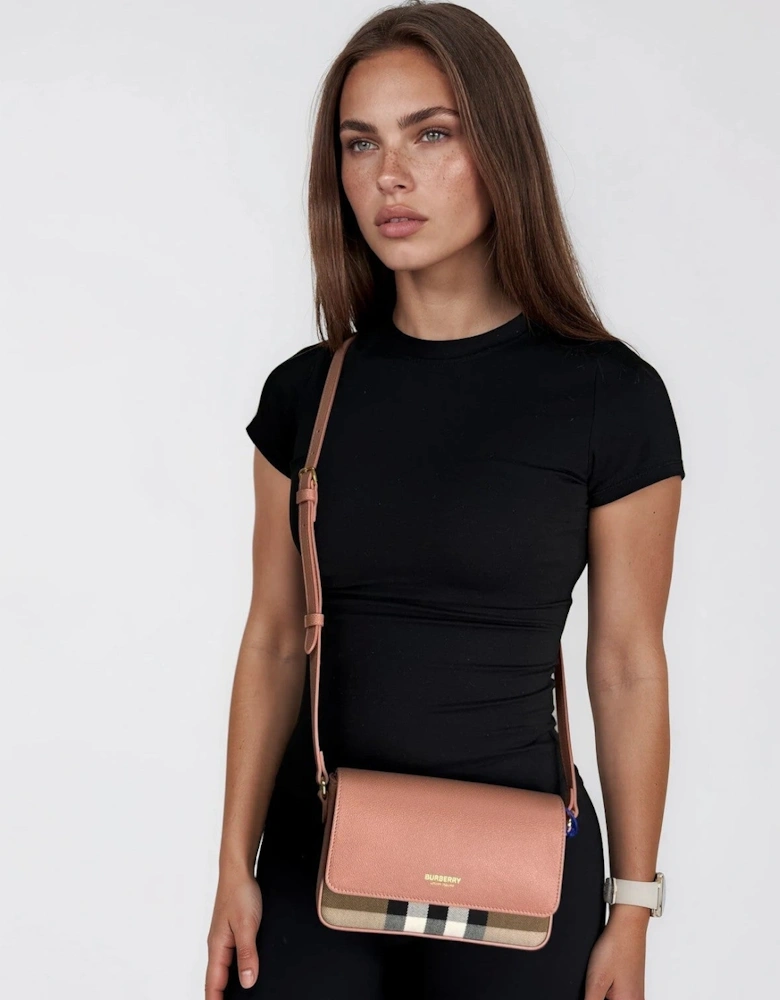 Burberry 'New Hampshire' Leather Shoulder Bag Pink