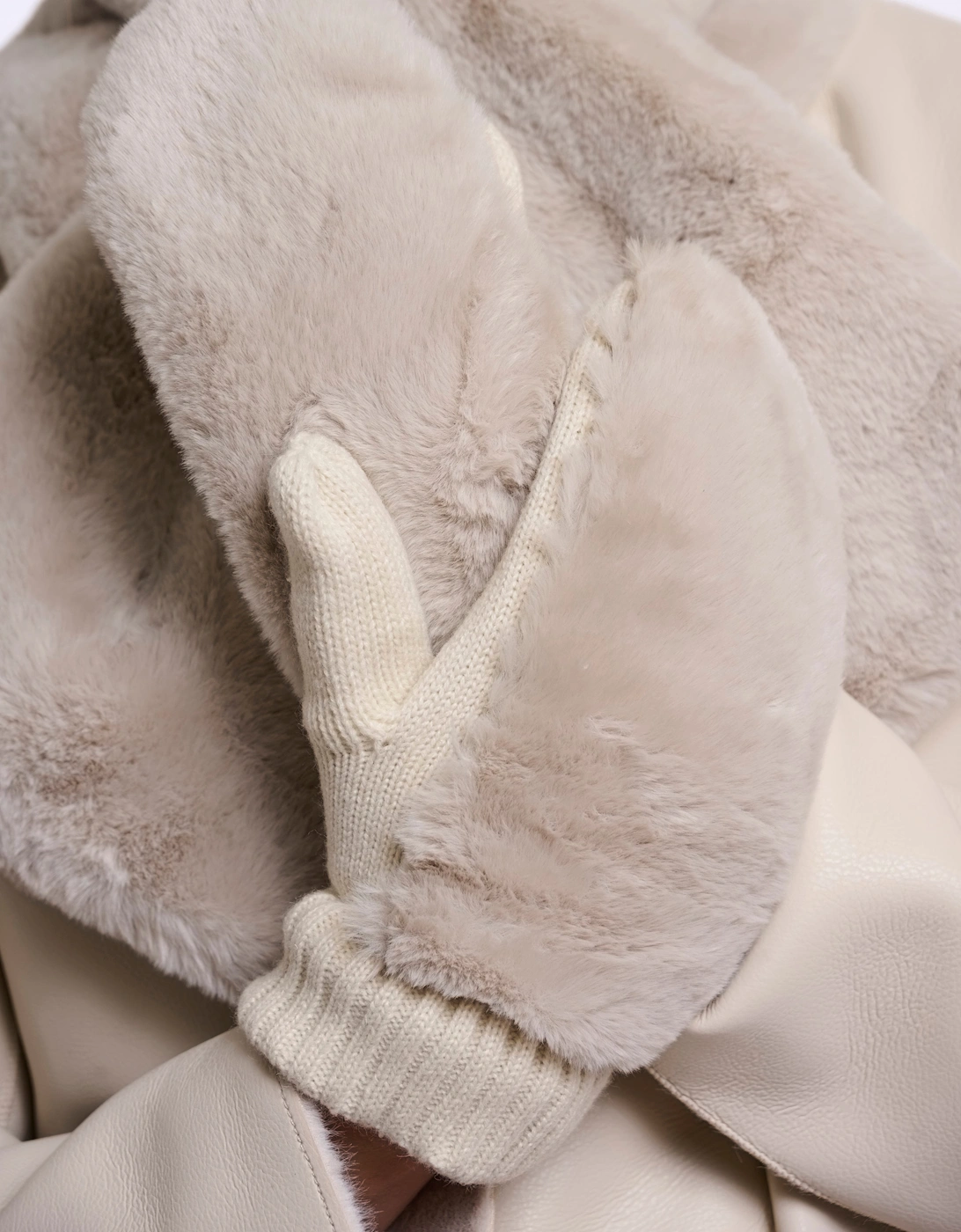 Rino & Pelle Oxo Womens Faux Fur Gloves - Birch