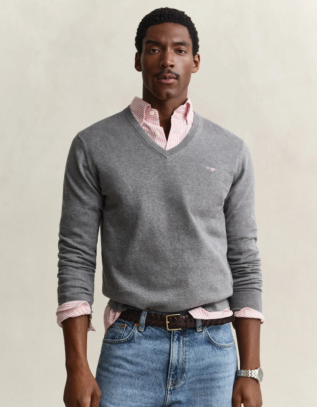 GANT Mens Classic Cotton Shield Logo V-Neck Jumper - 92 Dark Grey Melange