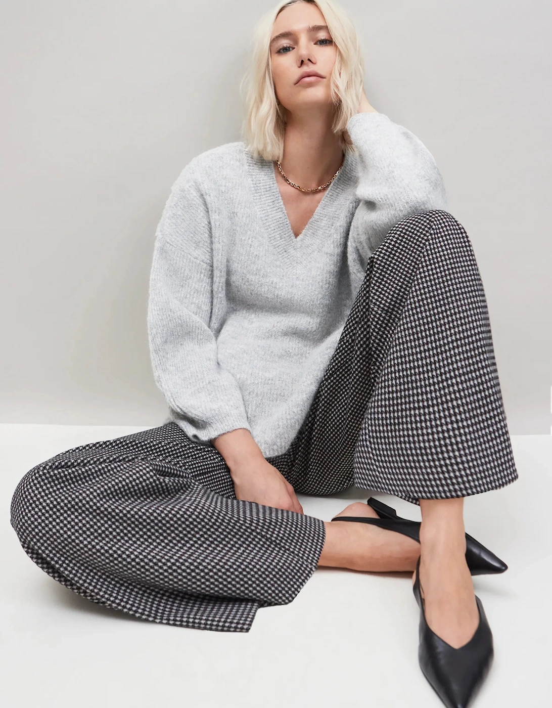 Grey Fluffy Knit Jumper With Alpaca