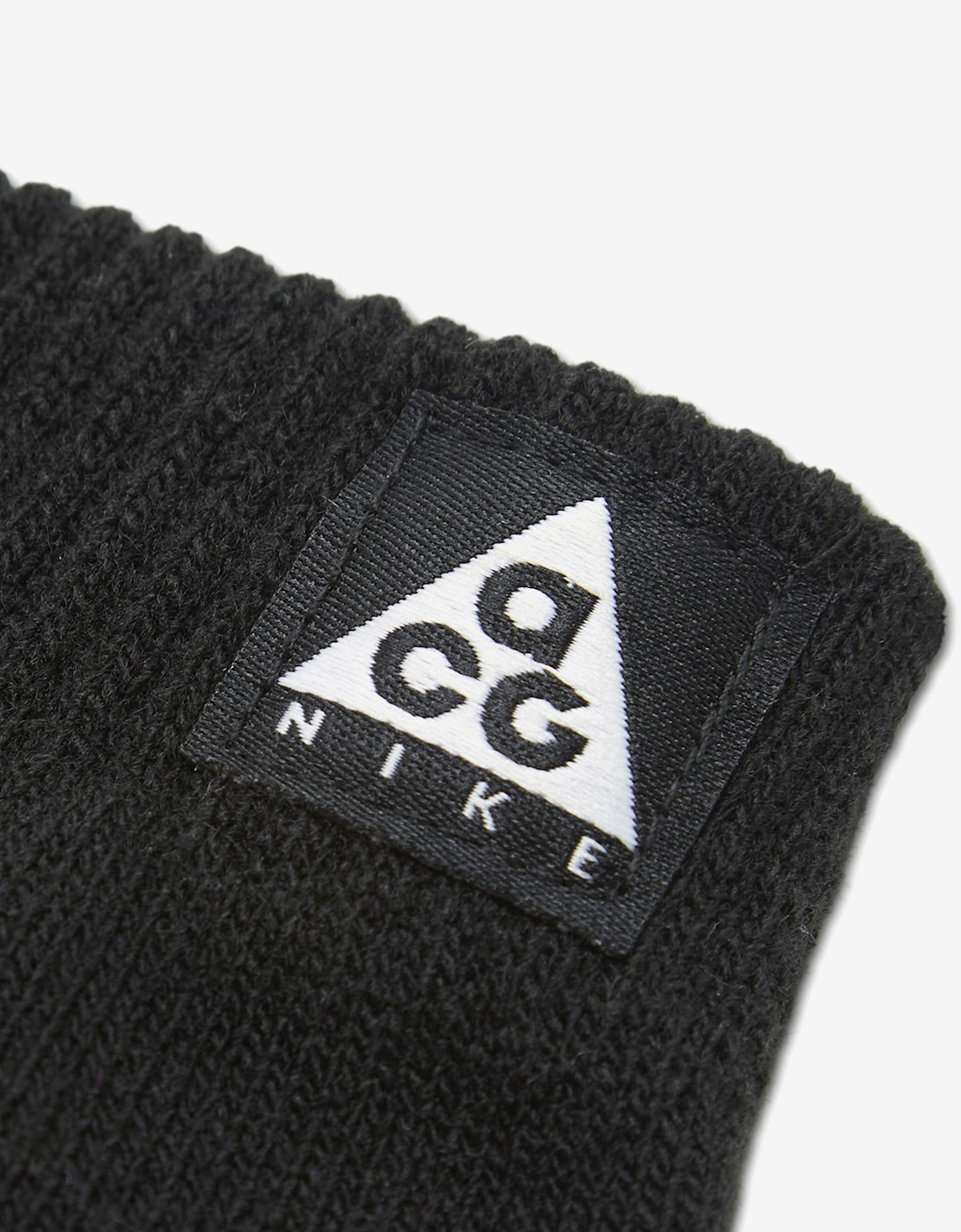 Nike Kids ACG Core Peak Beanie Set in Black