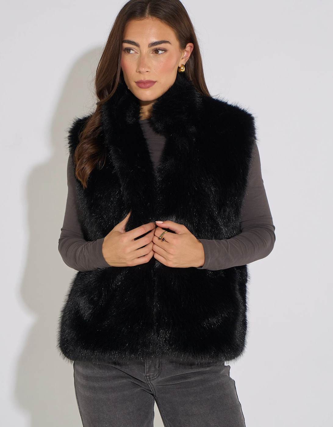 Black Boxy Faux Fur Gilet