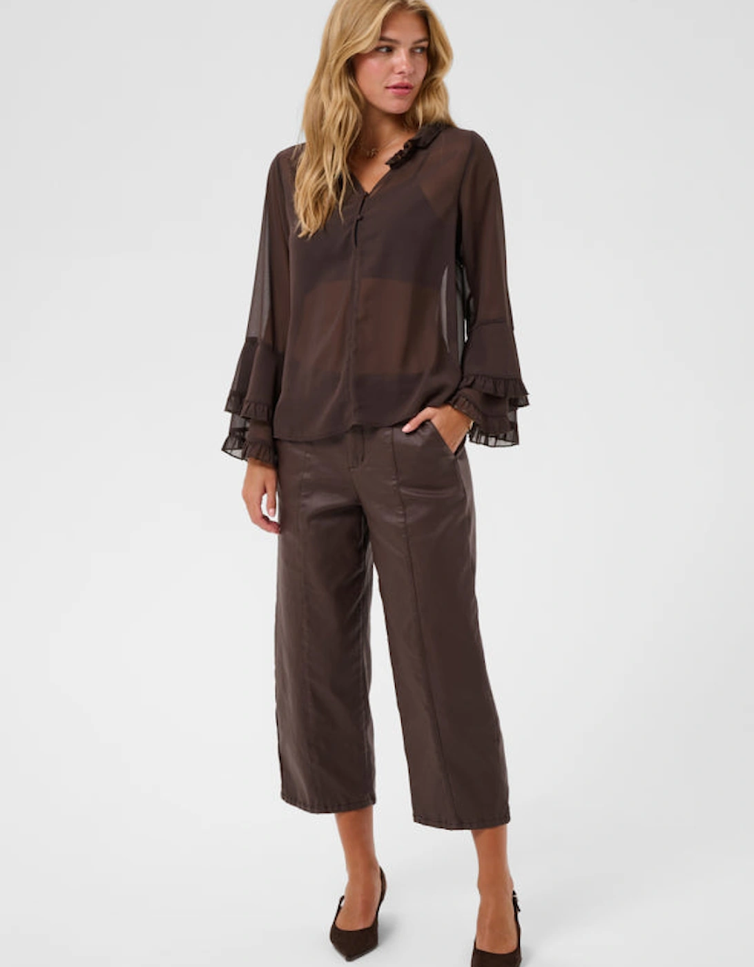 Flouncy blouse in Java