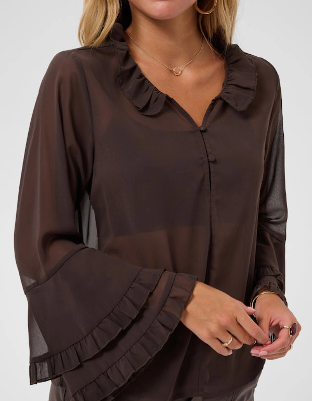 Flouncy blouse in Java