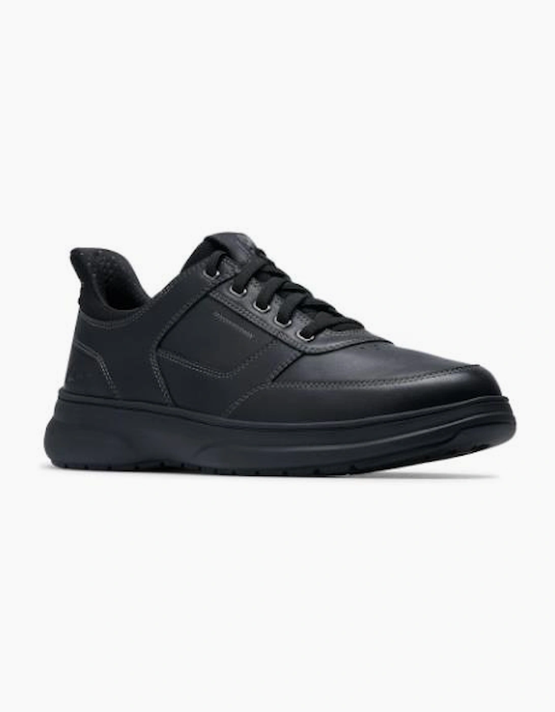 Clarks Mullan Easy in Black leather