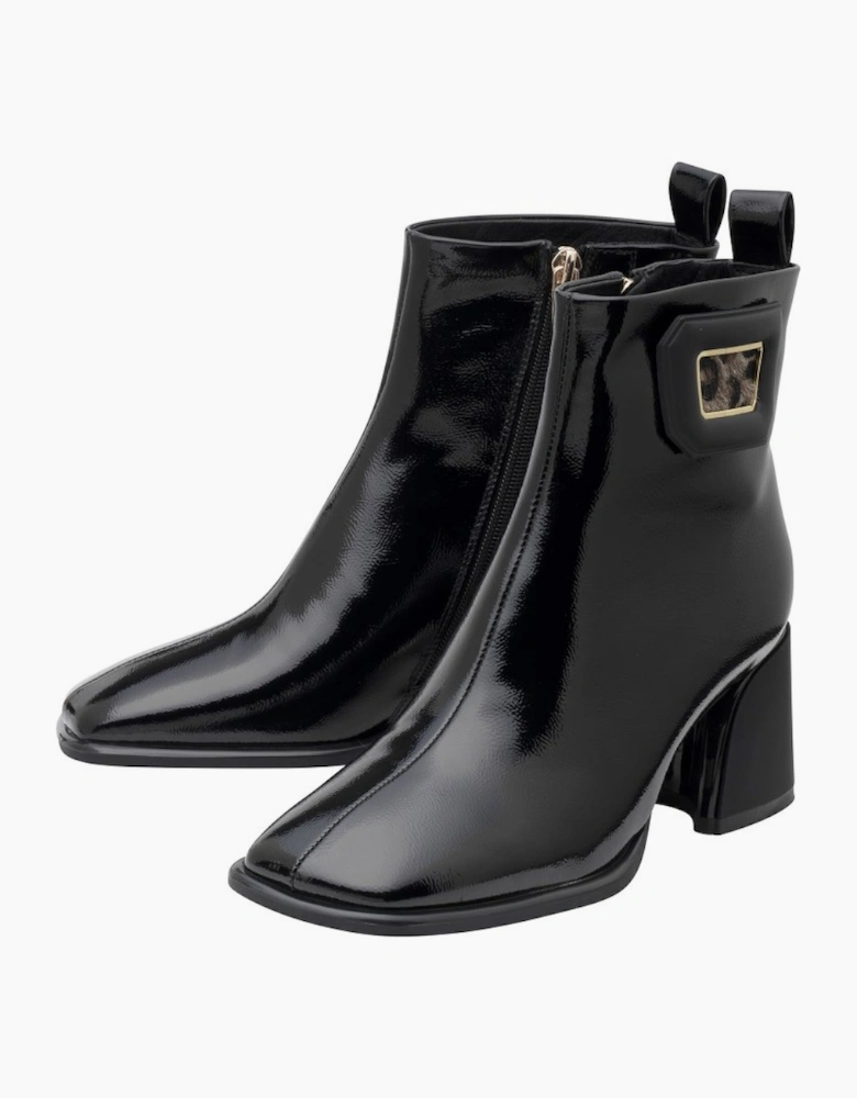 Quincy Womens Ankle Boots