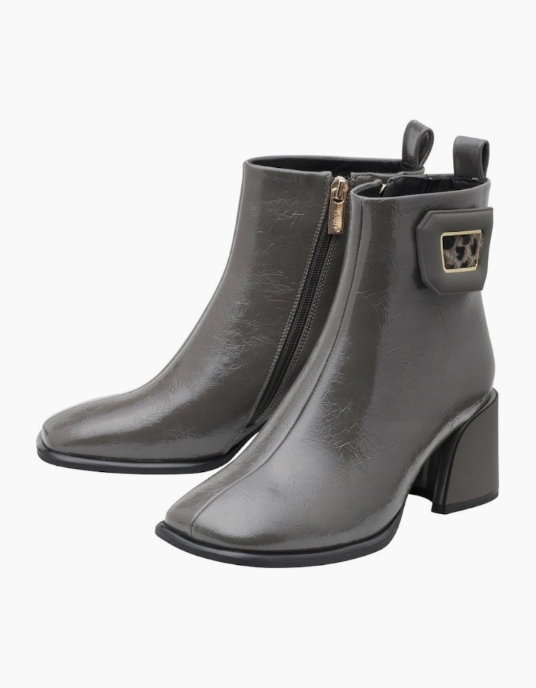 Quincy Womens Ankle Boots