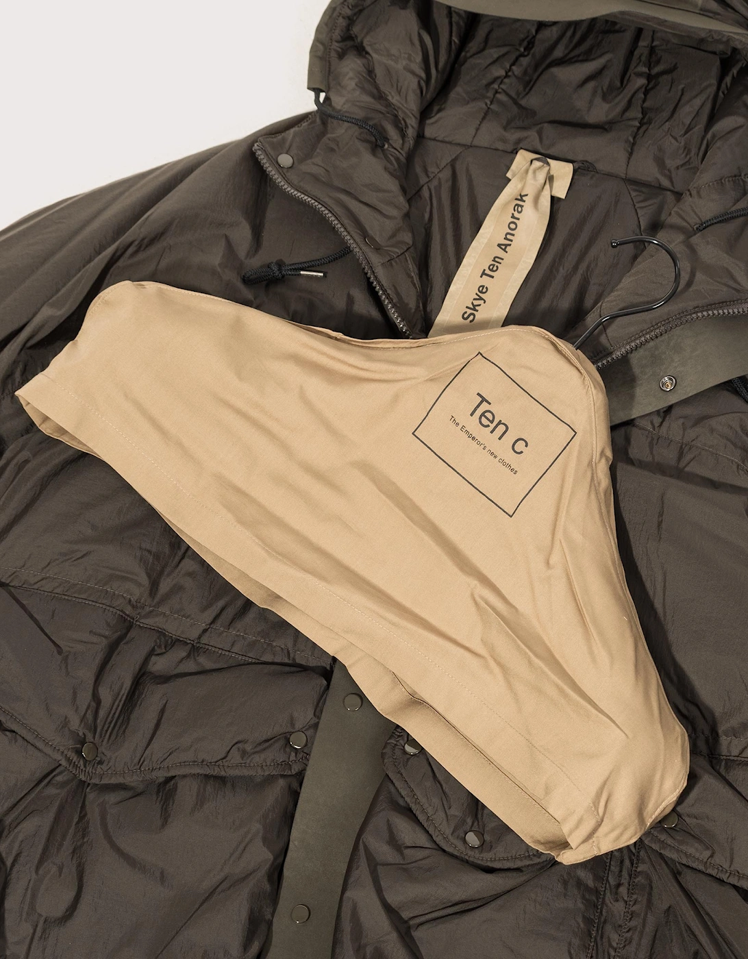 Lightly Padded Skye Ten Anorak Jacket