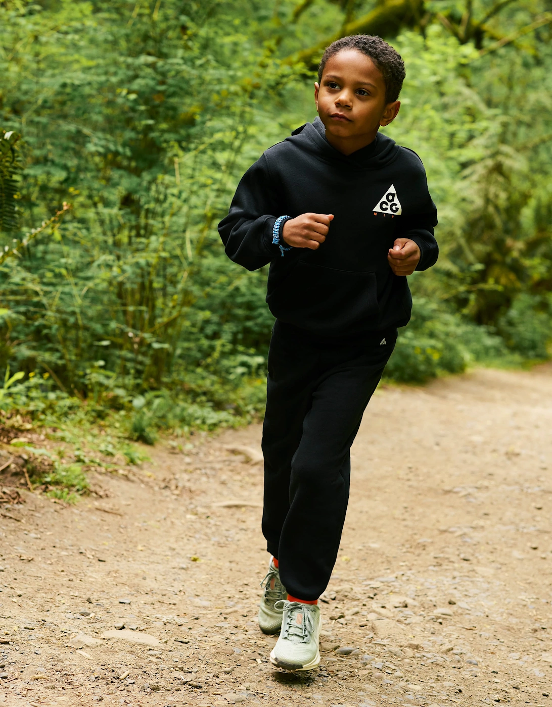 Nike Kids ACG YAK Guard Fleece Tracksuit in Black