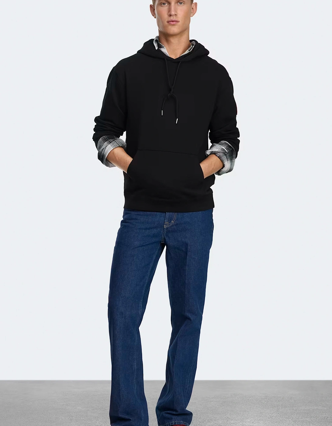 Loon Hooded Top Black