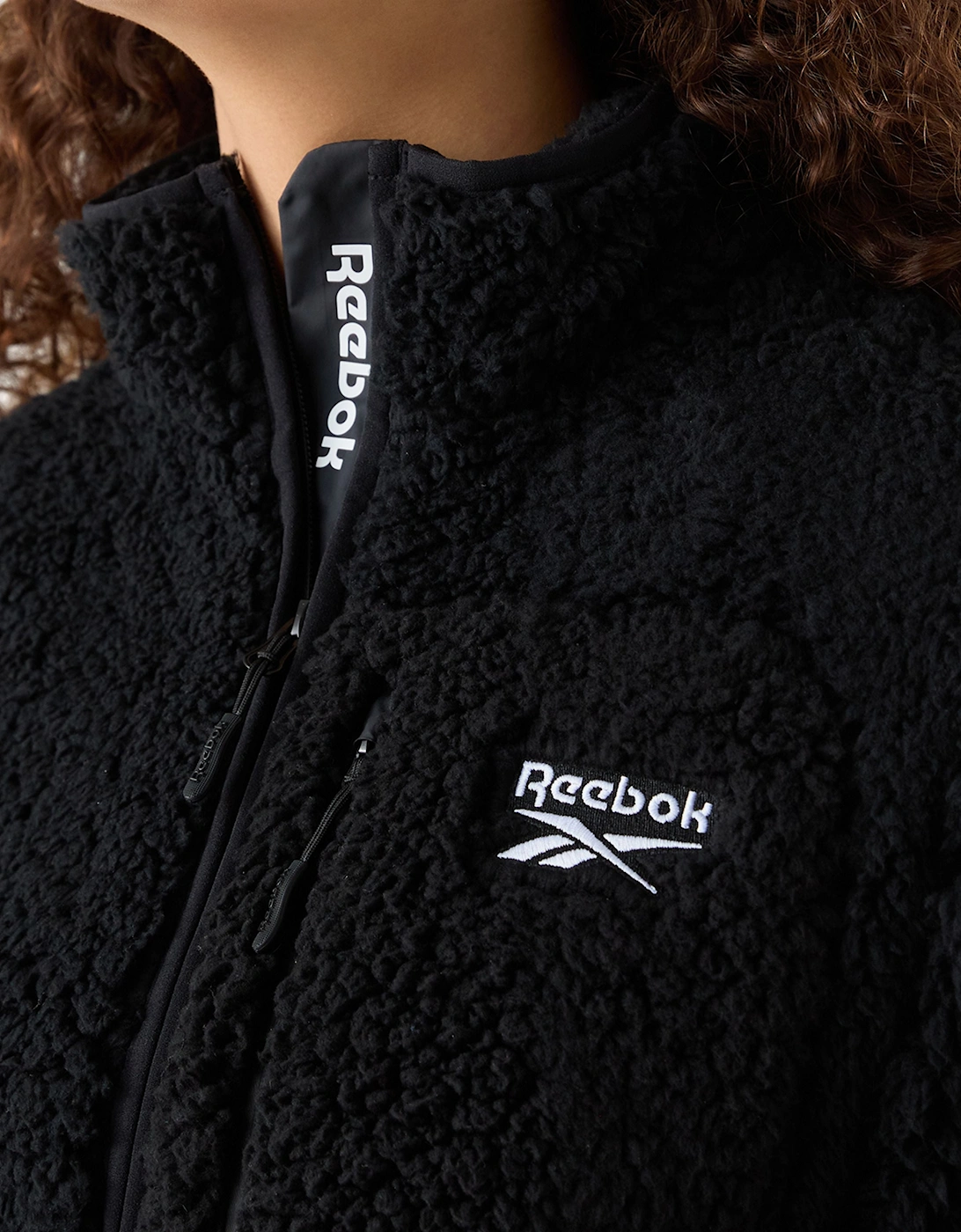 Revna Borg Fleece - Black