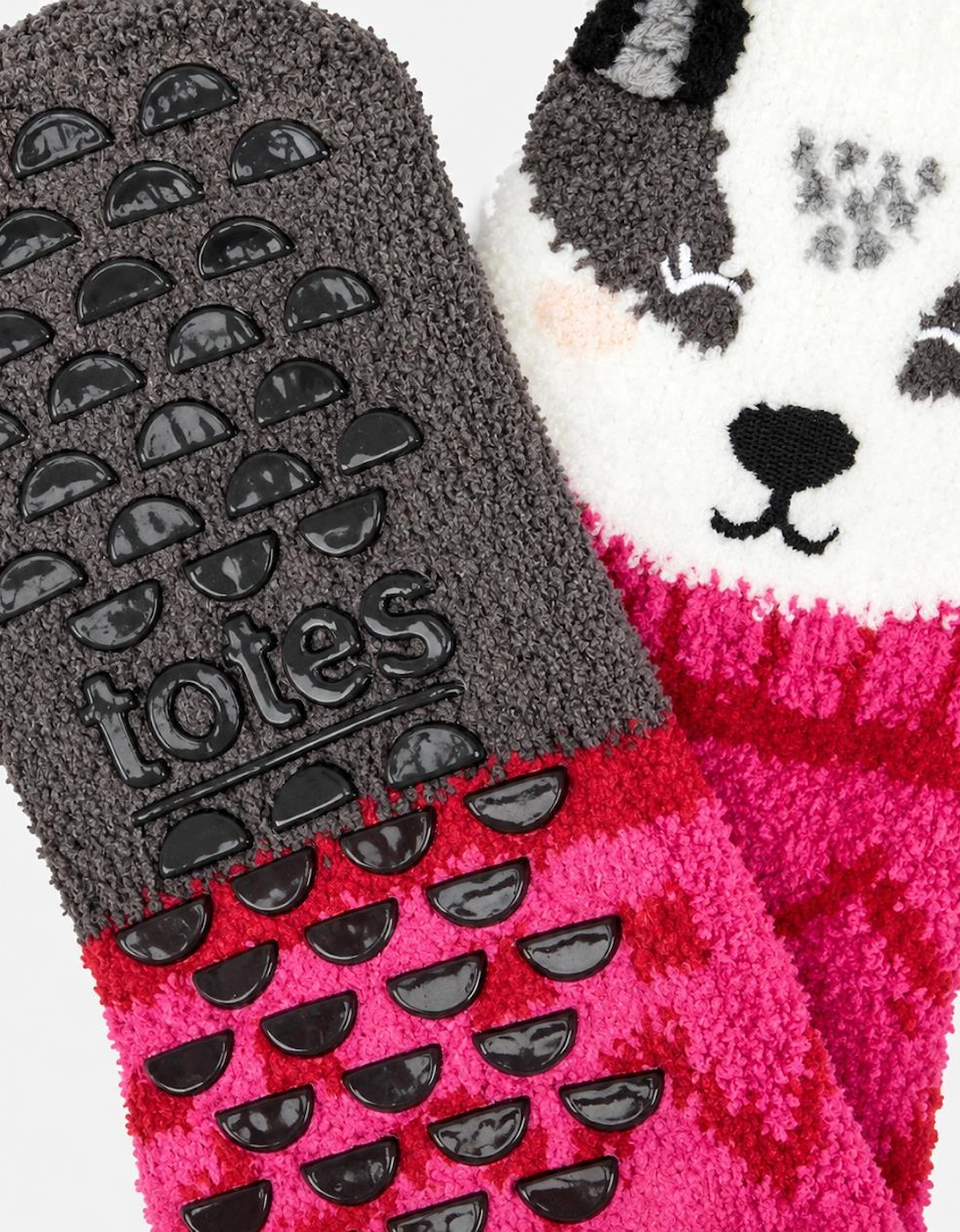 Totes Toasties NOVELTY SUPER SOFT SLIPPER SOCKS Womens Slipper Socks Badger