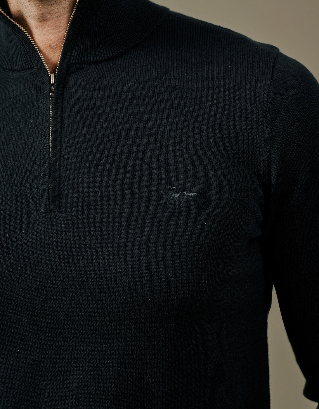 Daw Cotton Zip Neck