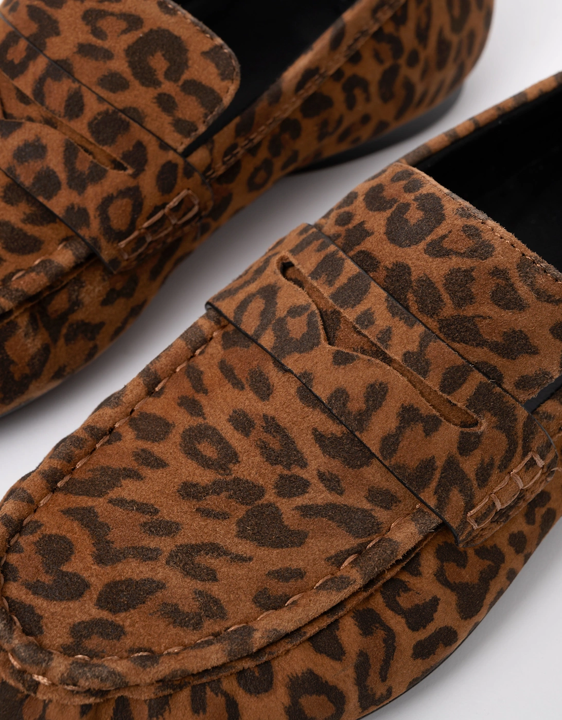 FitFlop Delicato Womens Suede Leopard Loafers - Tan/Black E76