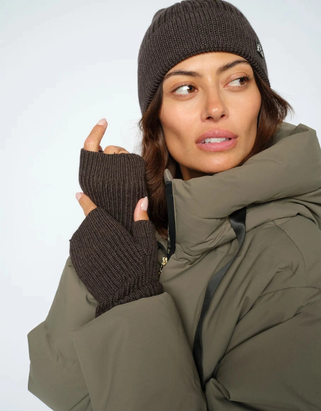 Tova wool rib Mittens in Delicioso