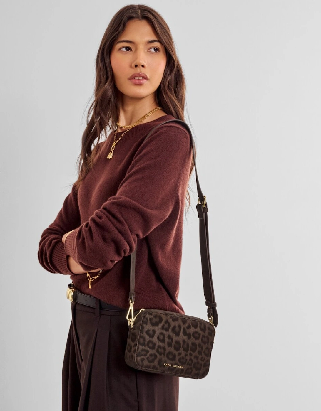 Avery small cross body bag