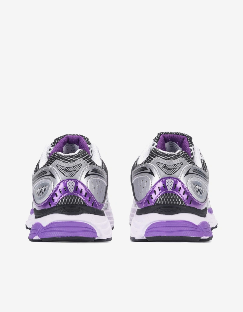 Saucony Girls OMNI 9 Trainers in Silver