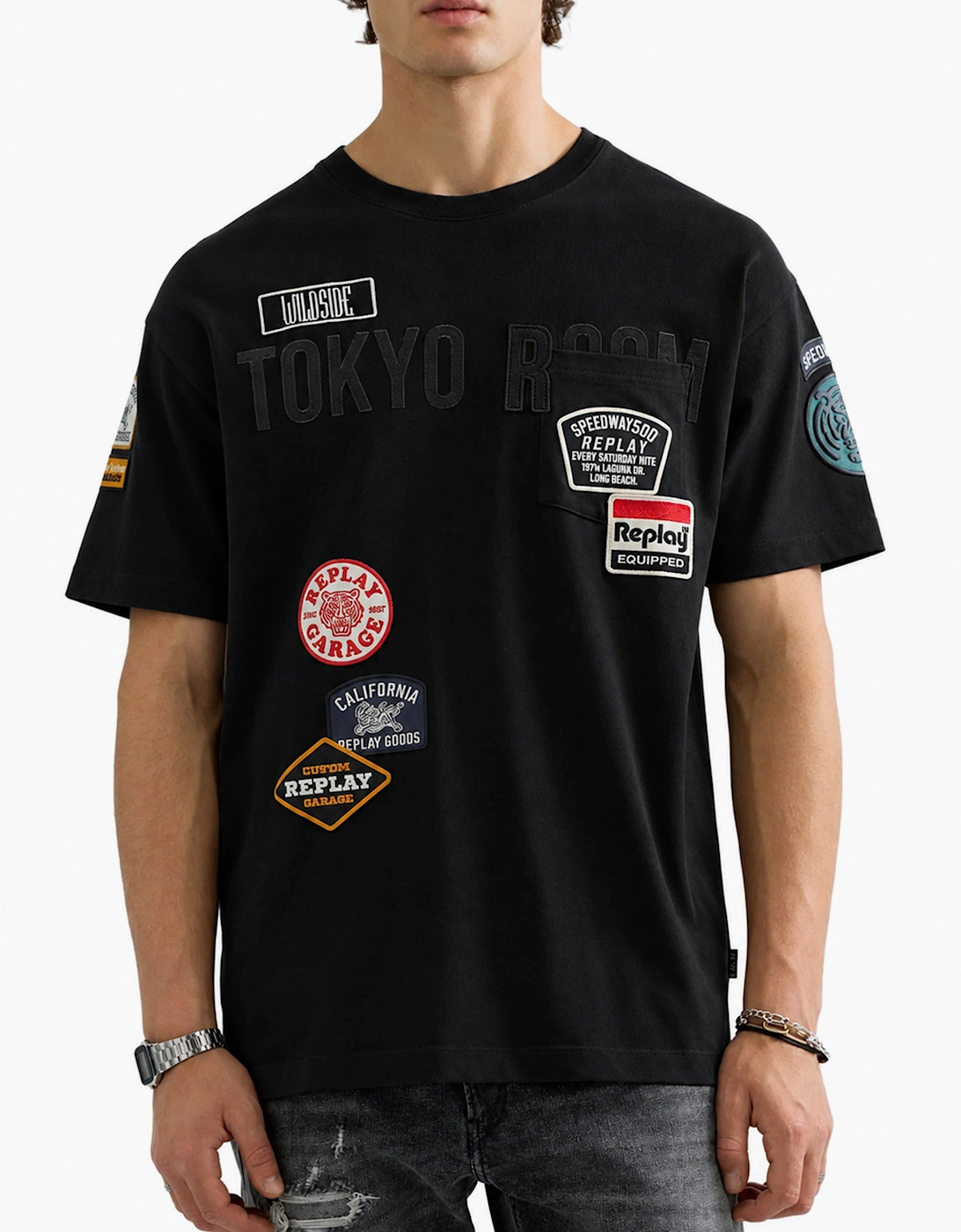 Replay Relaxed Fit Pocket T-Shirt With Badge Detail Black