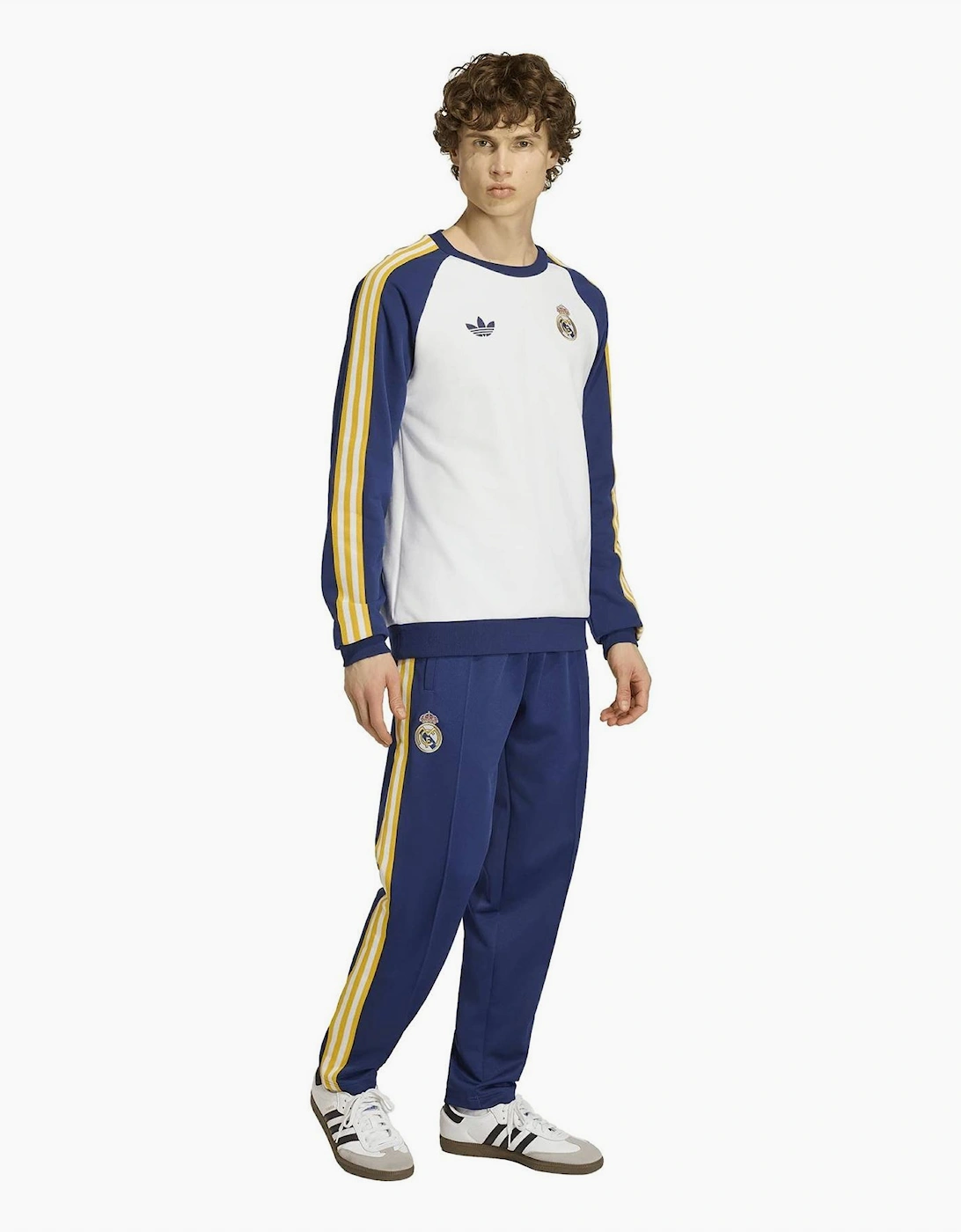 Crew Neck Raglan Sleeve Sweatshirt