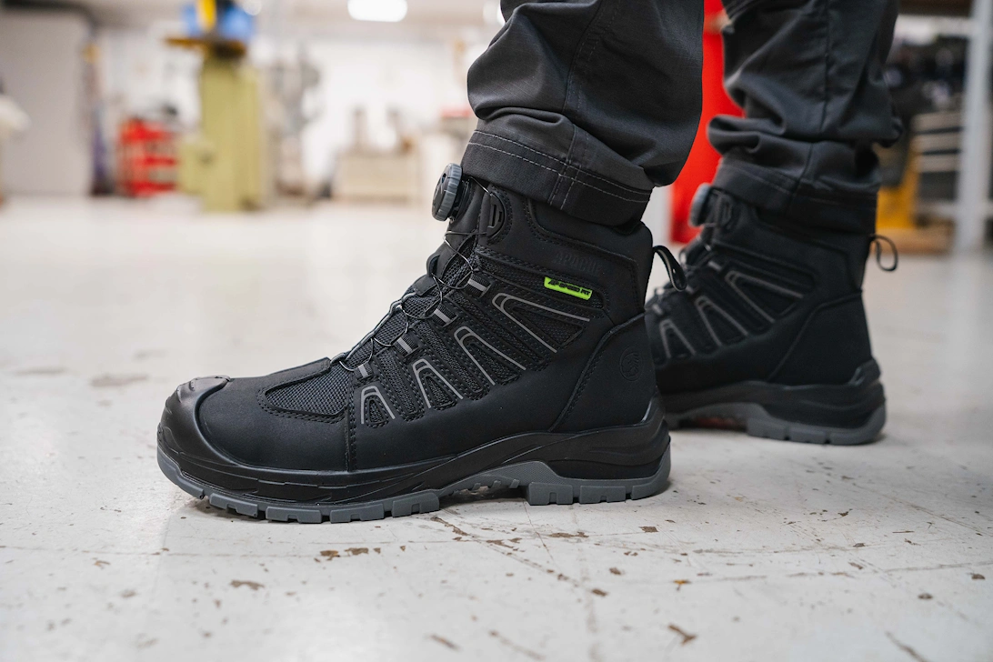Apache Fort Unisex Composite Toe Safety Boots Black