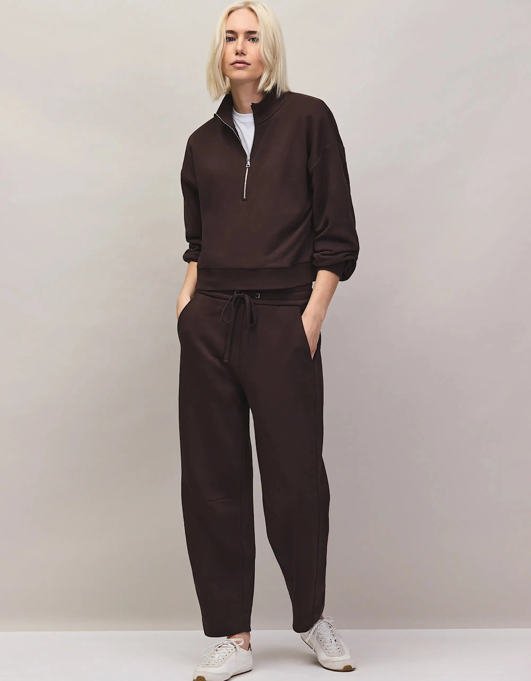 Petite Brown Barrel Leg Sweatpants