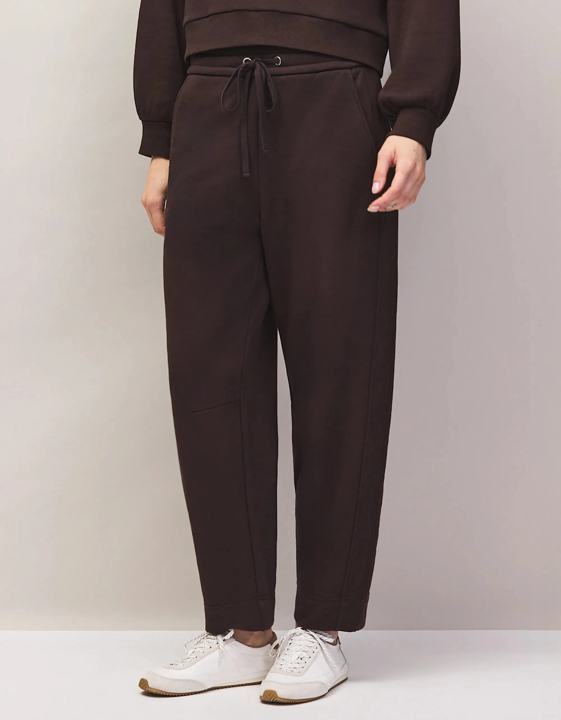 Petite Brown Barrel Leg Sweatpants