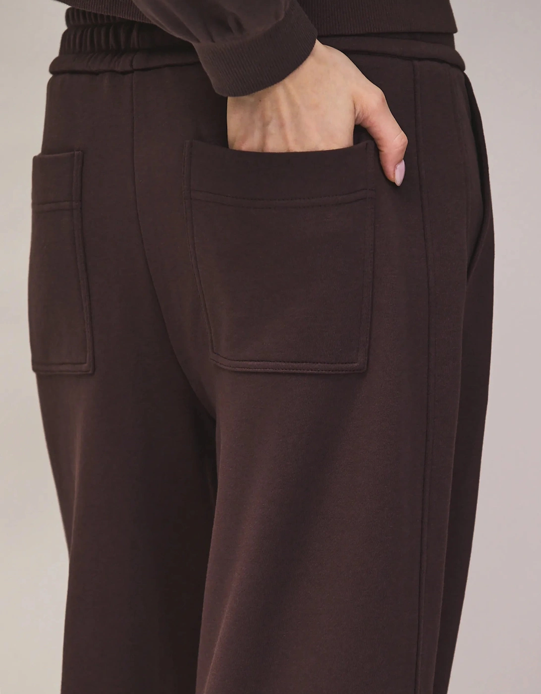Petite Brown Barrel Leg Sweatpants