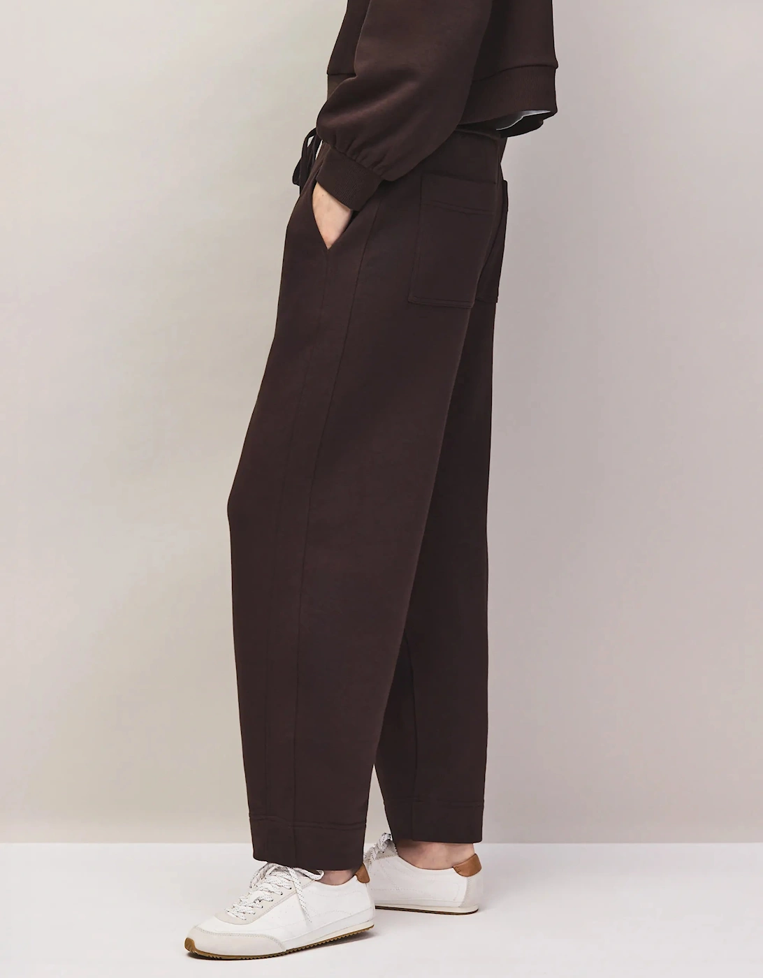 Petite Brown Barrel Leg Sweatpants