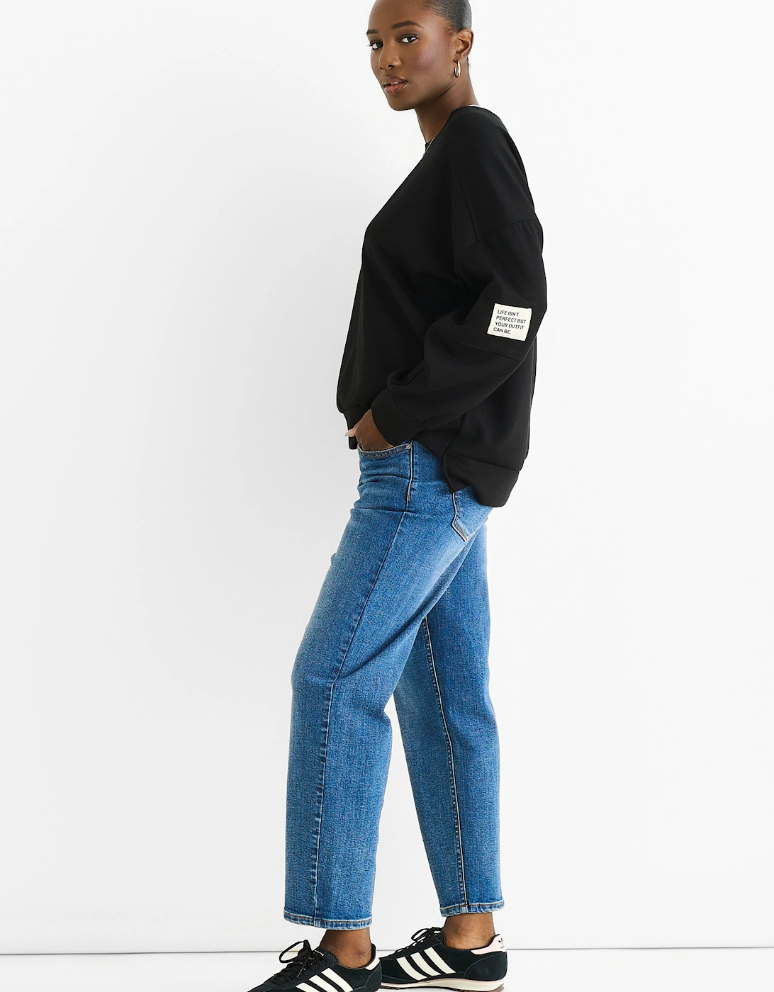 Black Soft Lightweight Pull Over  Jumper