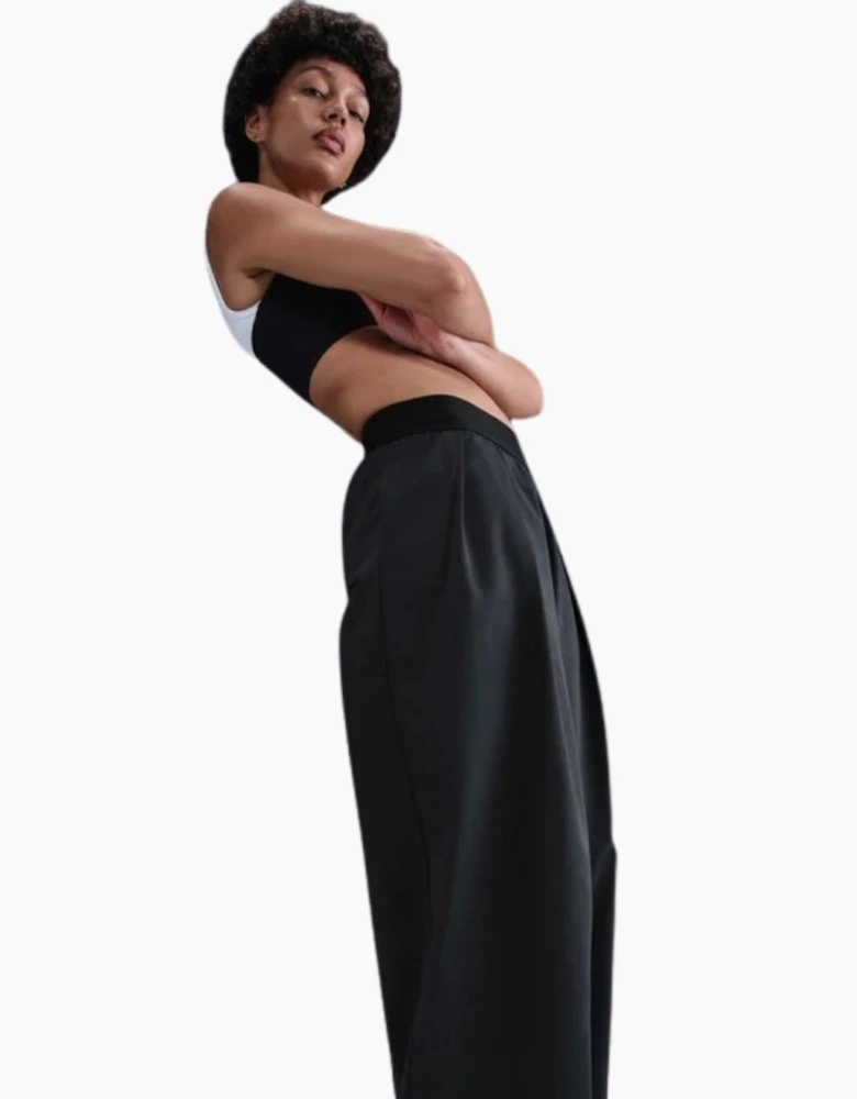 Nike Lightweight Twill Mid Rise Wige Leg Trousers