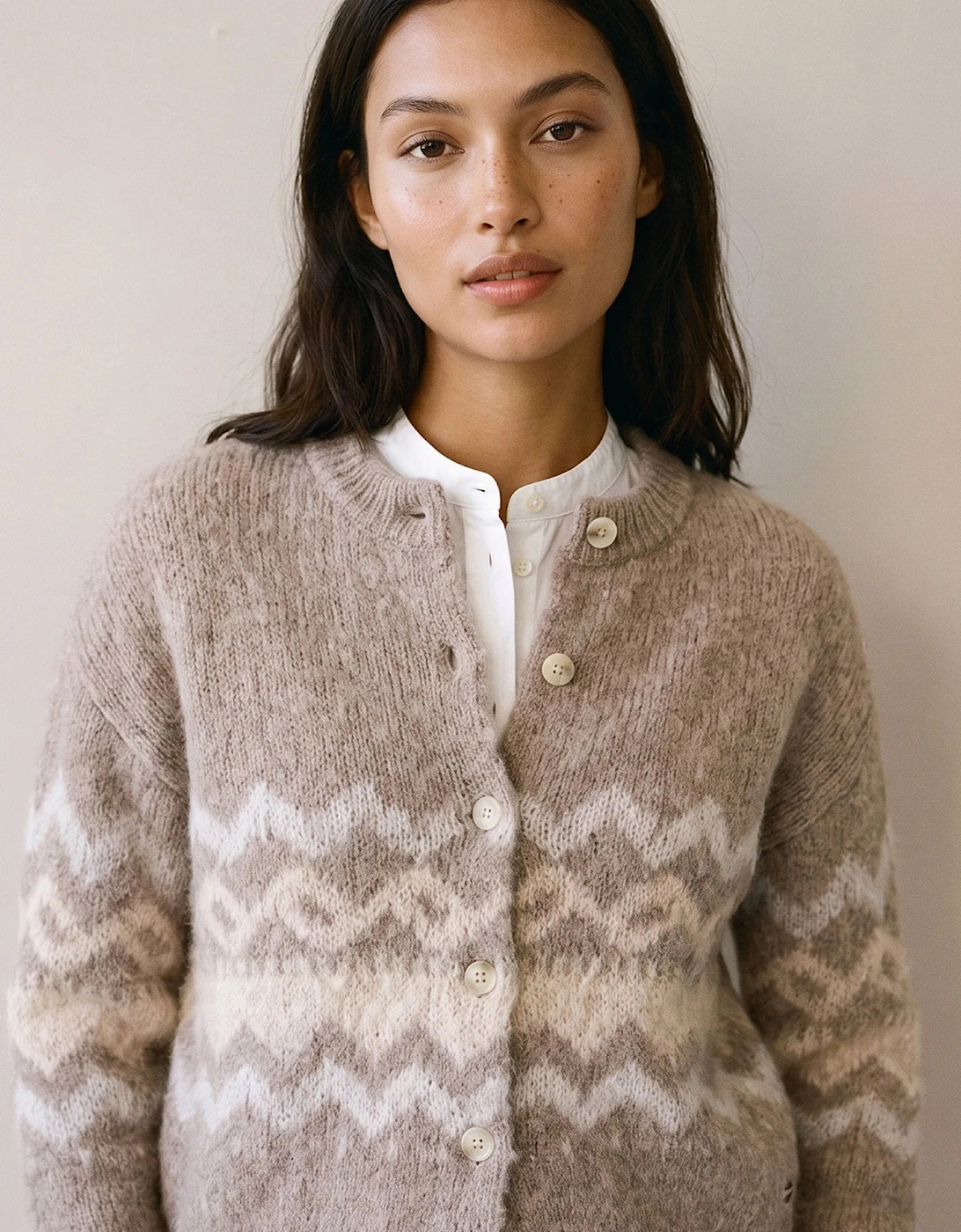 Fairisle alpaca cardigan in city taupe