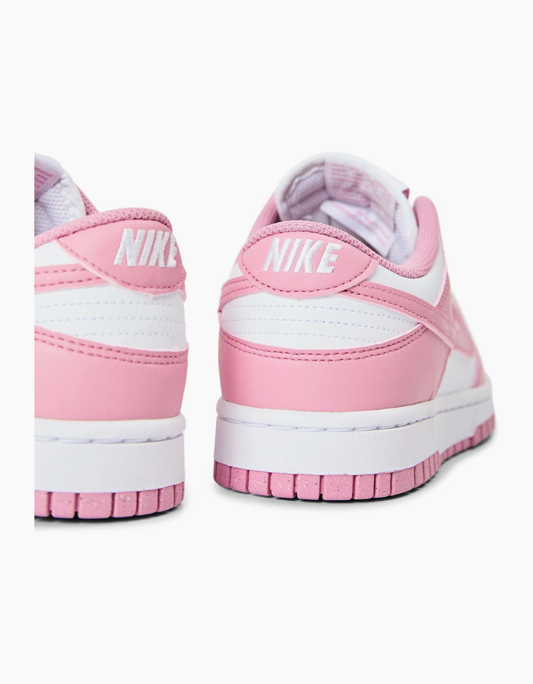 W Dunk Low