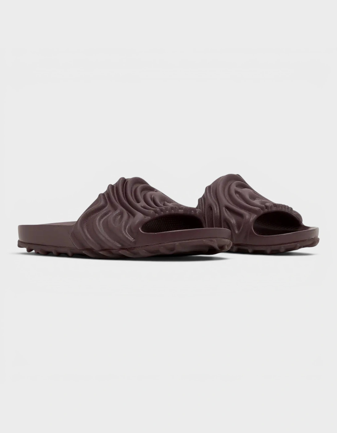 Salehe Bembury Pollex Slide Huckle Dark Purple Brown
