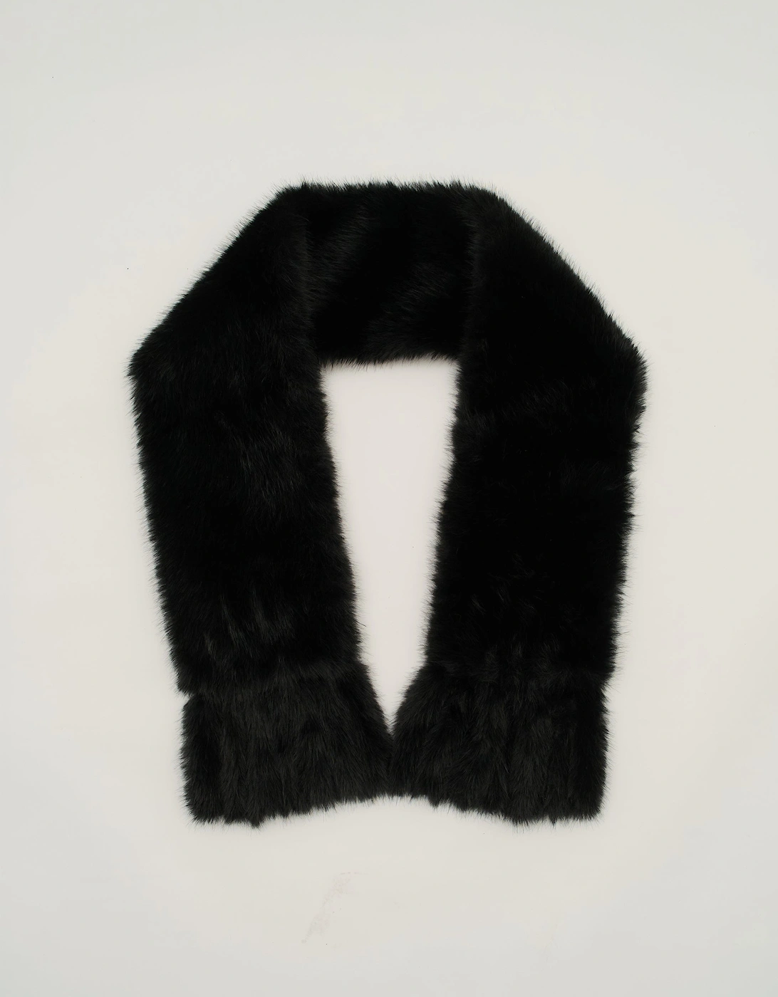 Black Faux Fur Tassel Scarf