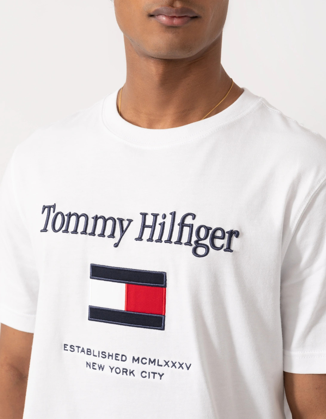 Tommy Hilfiger Embroidery Hilfiger Flag T-Shirt - White