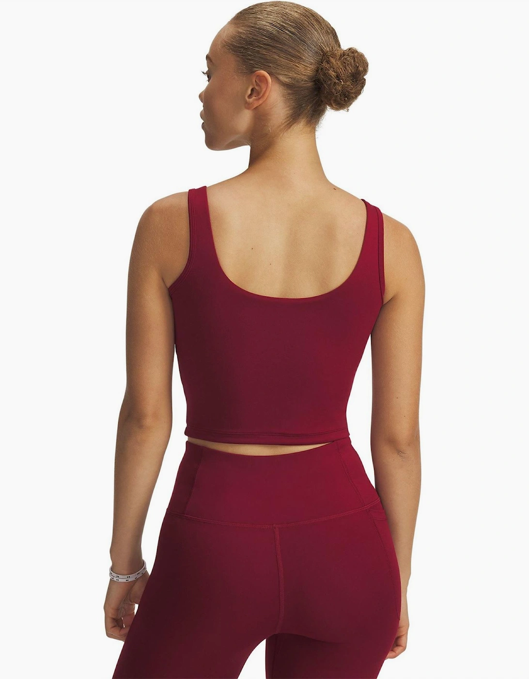 Motion EMEA Scoop Neck Sleeveless Snug Fit Tank