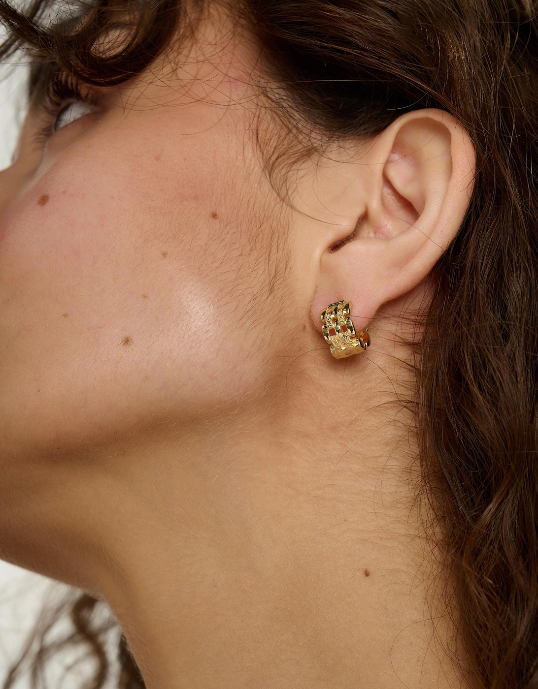 Linear Woven Chain Huggie Earrings