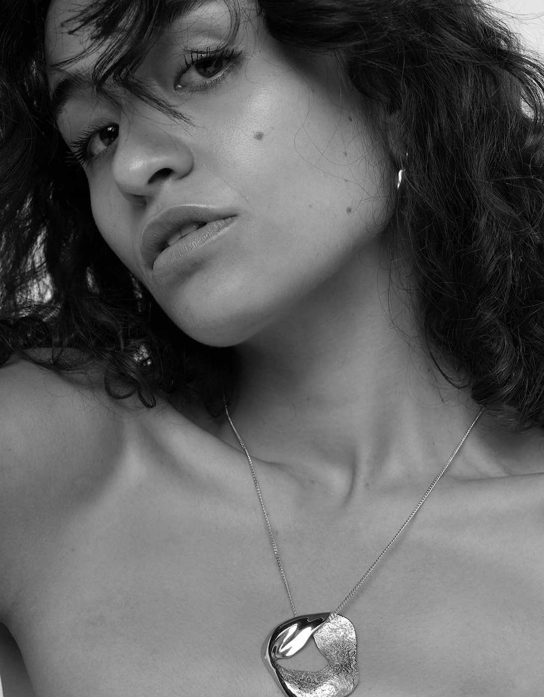 Wave Open Uneven Textured Pendant Necklace