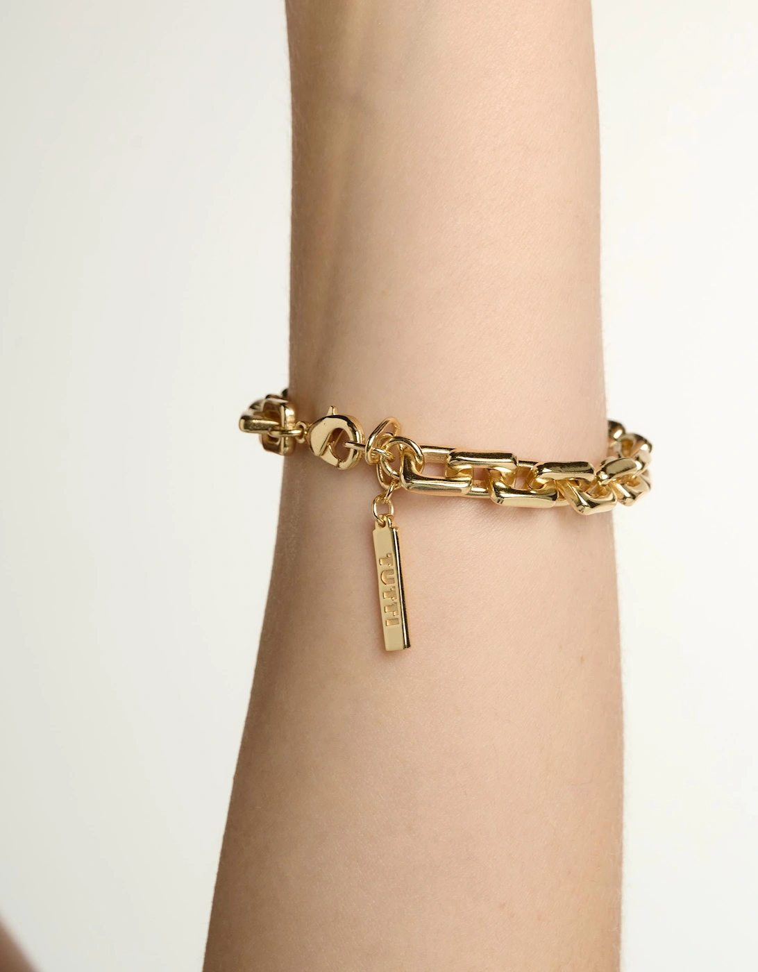 Link Square Link Chain Bracelet