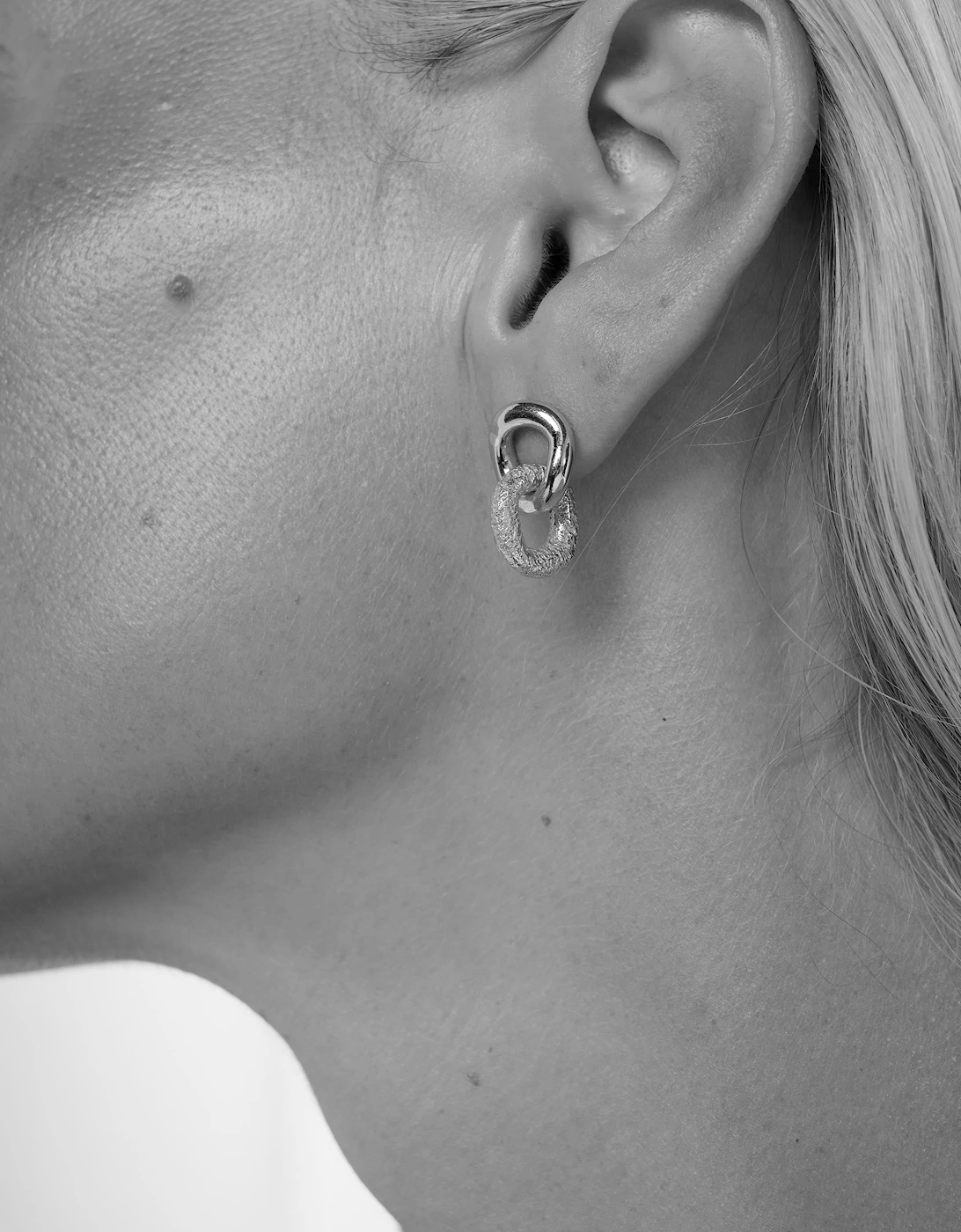 Bind Double Hoop Interlock Stud Back Earrings