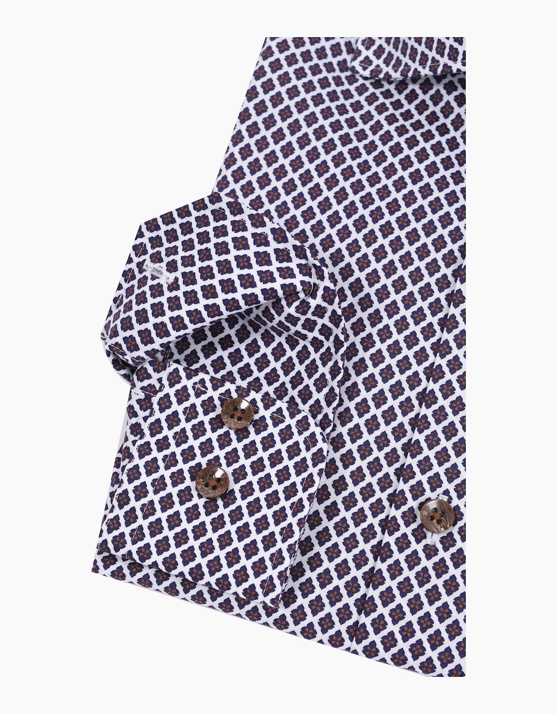 R2 LONG SLEEVED CUT AWAY COLLAR SHIRT | DARK BROWN
