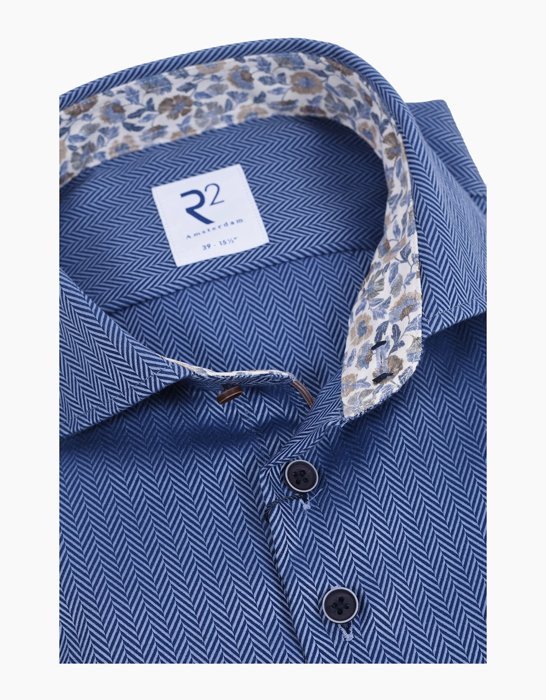 R2 LONG SLEEVED CUT AWAY COLLAR SHIRT BLUE