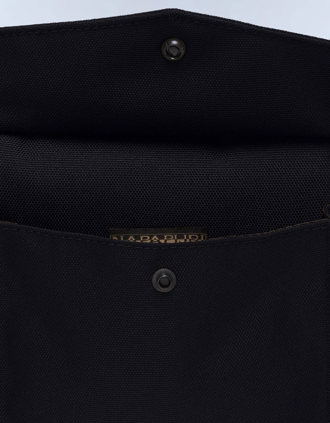 Voyage Black Crossover Bag