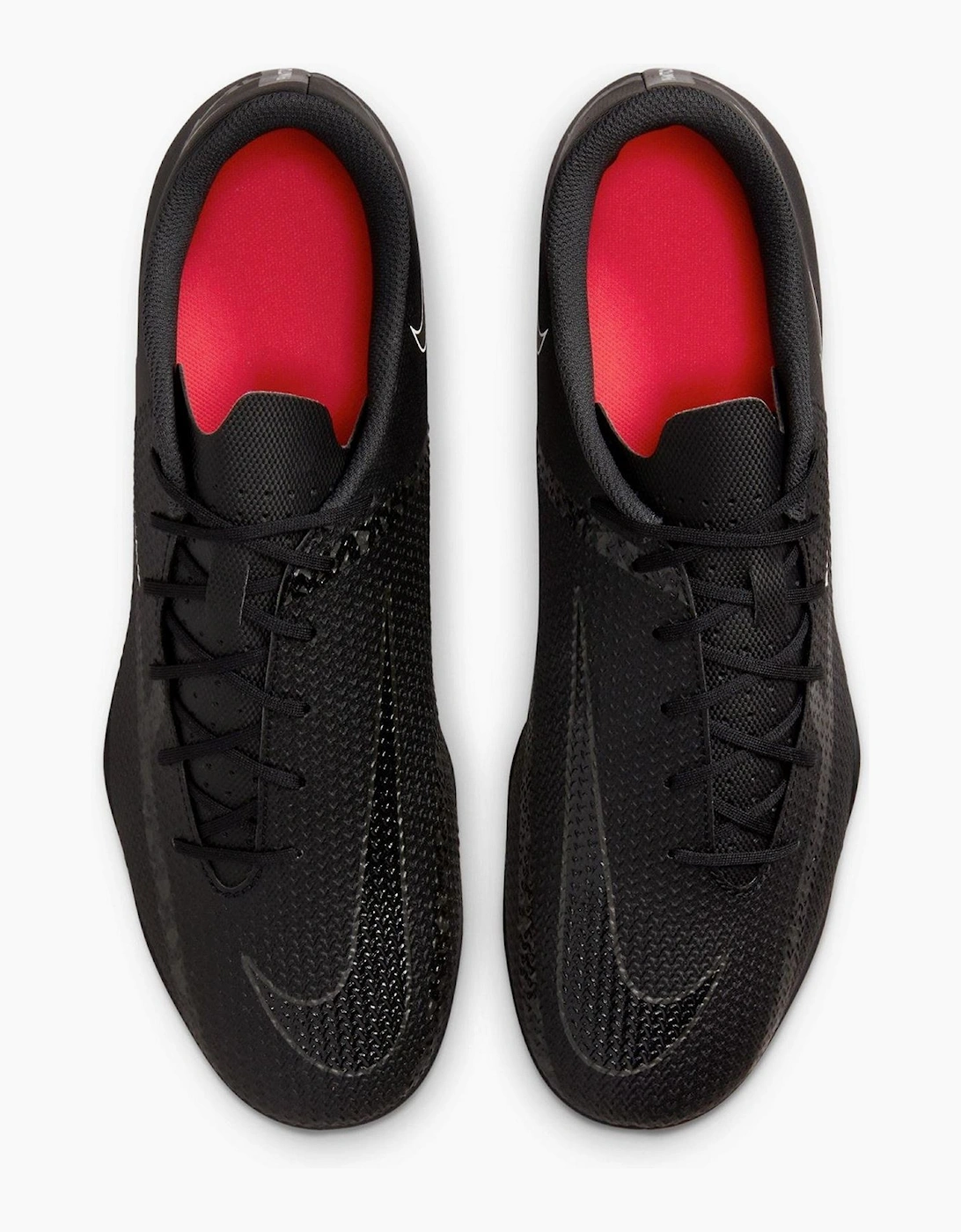 Phantom GT2 Club Textured Football Cleats