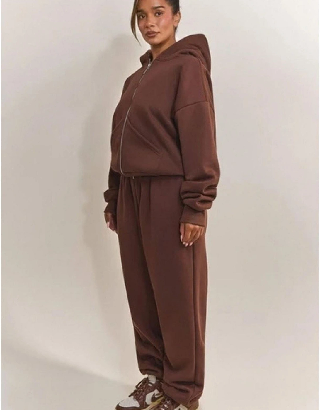 Elasticated Waist Solid Mid Rise Sweatpants
