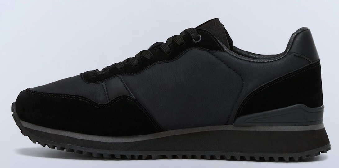 Cosmos Syn Triple Black Runner Sneakers